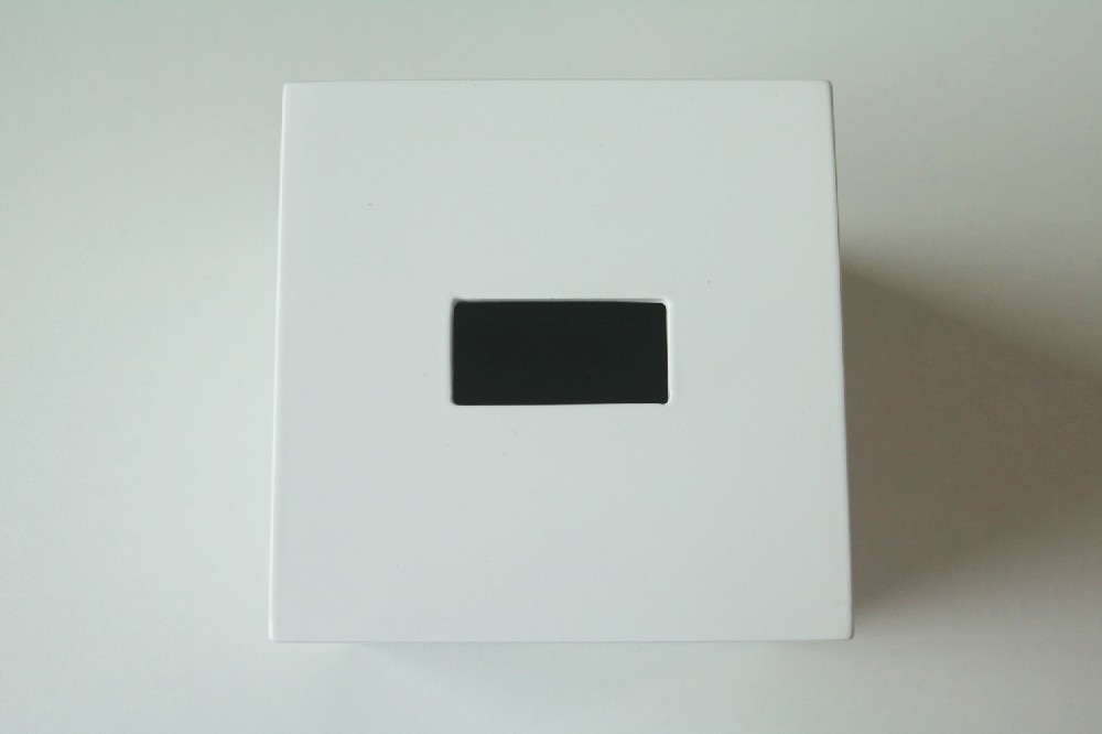 NY White london box tissue