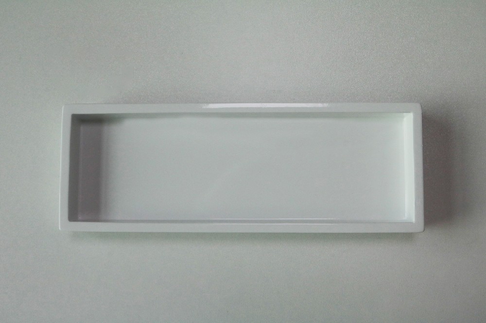 White Tray M